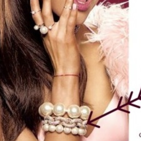 Classic Pavé Link Bracelet Chunky Gold CZ - Picture 4 of 8